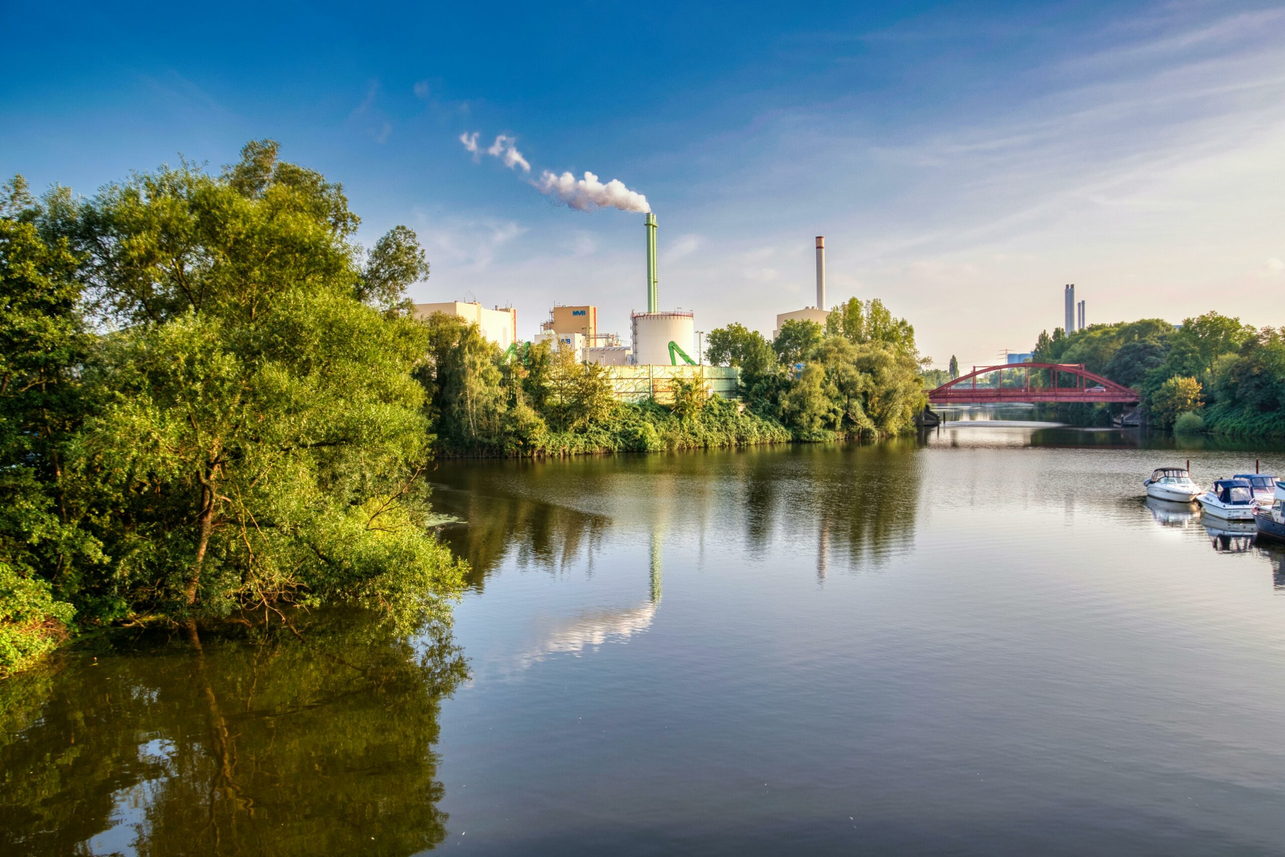 environnement industriel soumis à l'ICPE (normes pour les installations classées pour la protection de l'environnement)