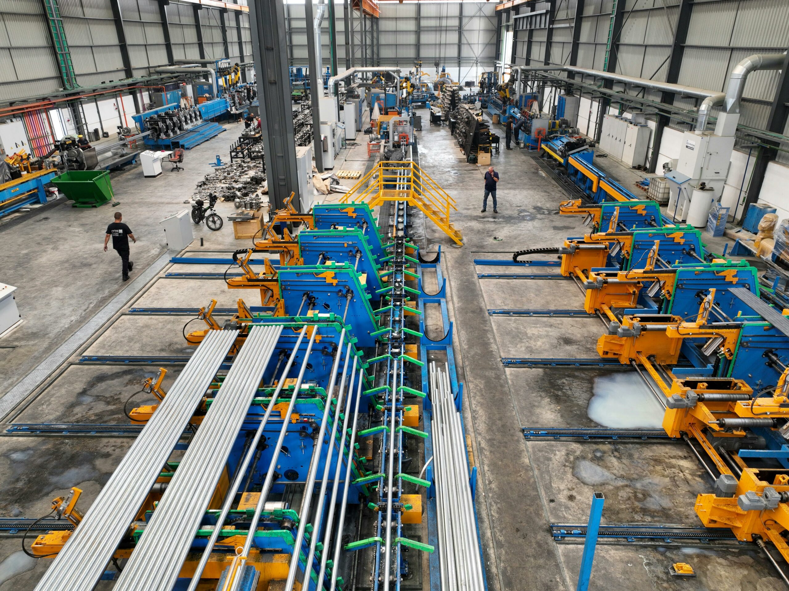 pexels-pexels-user-2154731825-33369528 Chaine de production bouteille